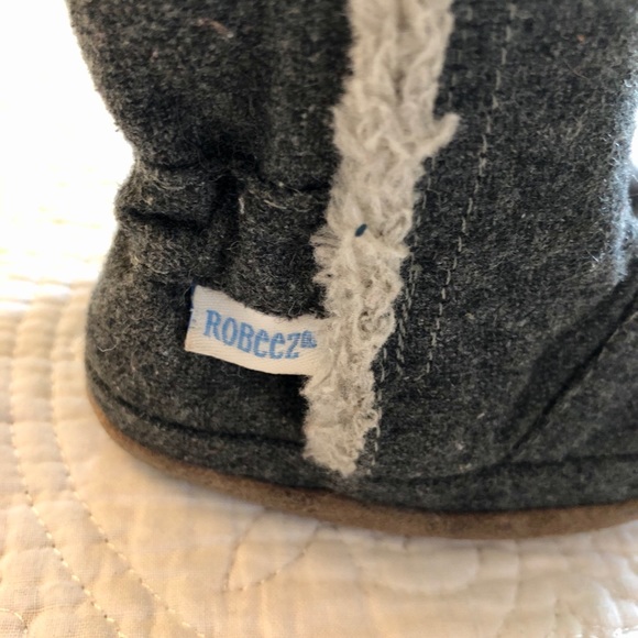 Robeez Morgan Crib Boot - Picture 3 of 5